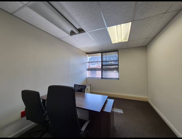 282M² OFFICE TO LET IN ROSEBANK
